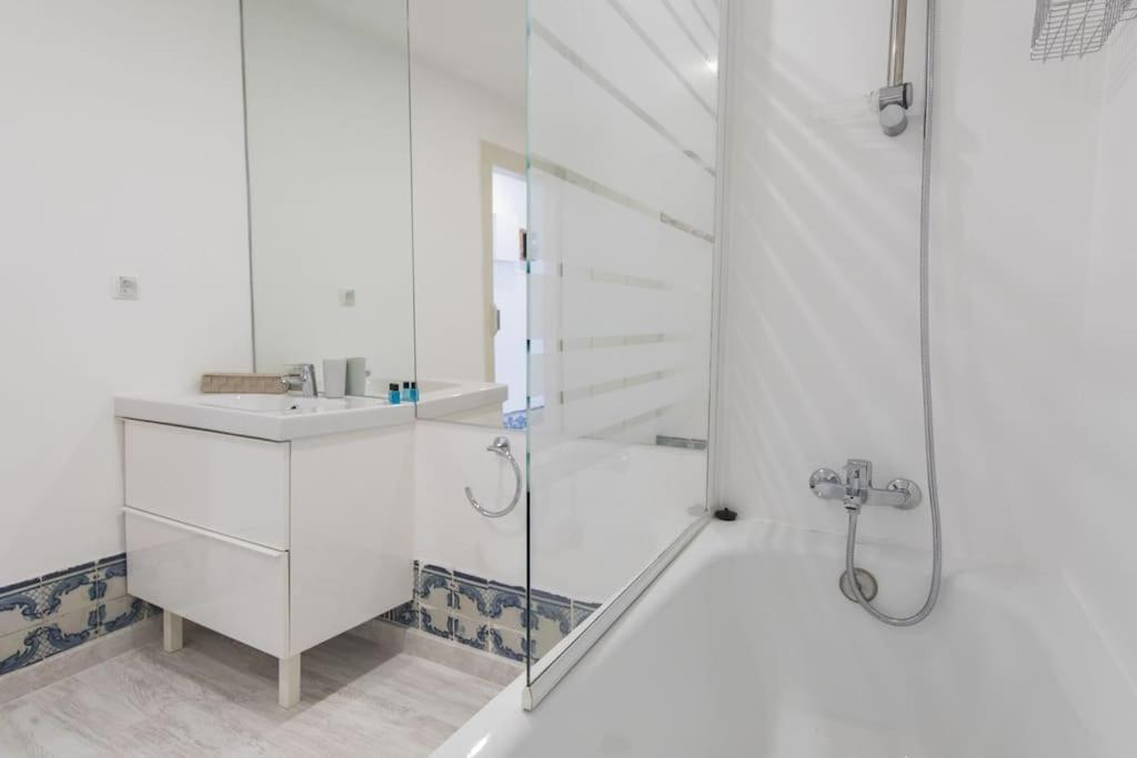 Duplex In Principe Real Apartment Lisbon Luaran gambar